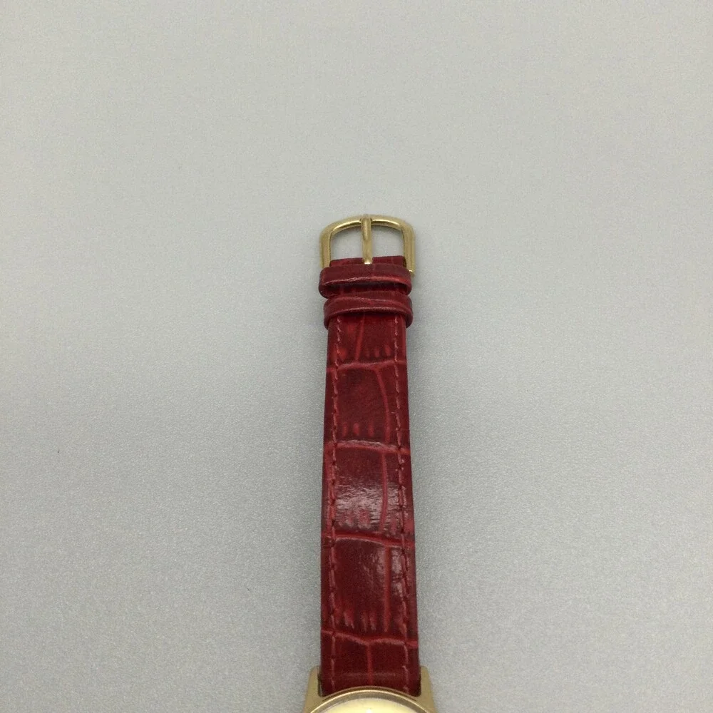 Vintage Timex Womens Watch 25mm Champagne Dial Date Red Leather Manual Wind